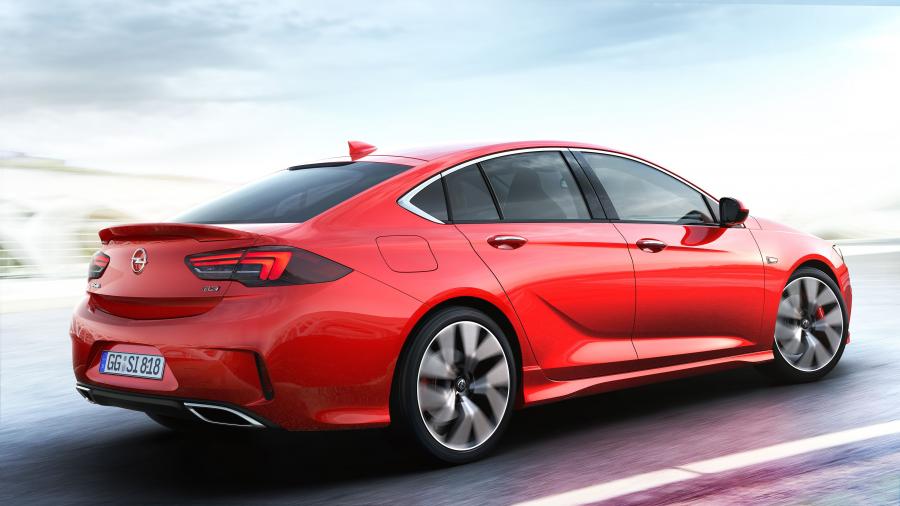  Opel Insignia GSi 2017 года  (фото 2 из 45)
